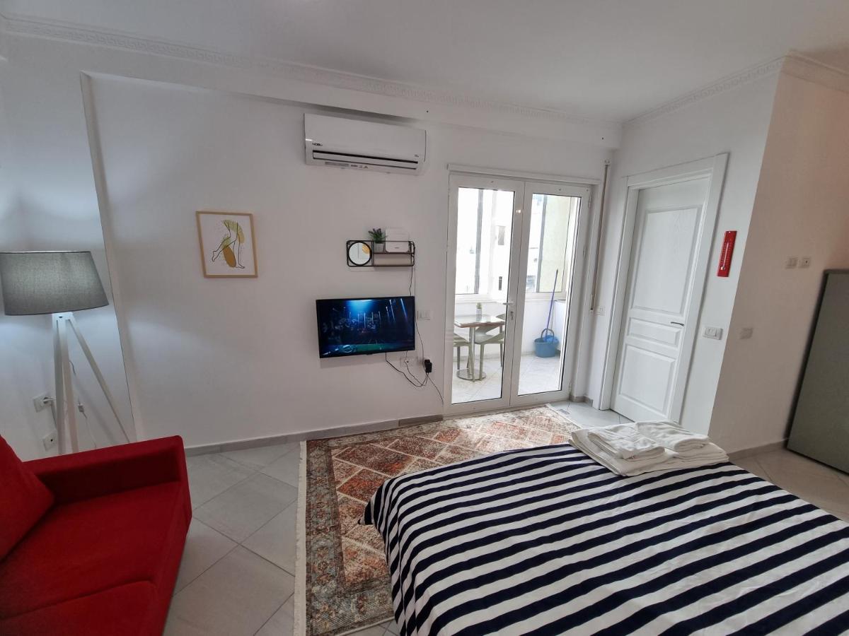 New Modern Studio In Central Tirana Apartamento Exterior foto